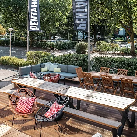 Pentahotel 4*
