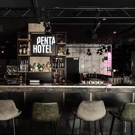 Pentahotel 4*