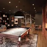 Pentahotel Hotel