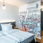 Pentahotel Hotel 4*