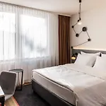 Pentahotel Hotel