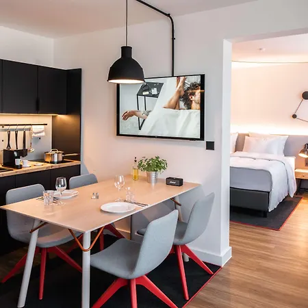 Отель Pentahotel 4*