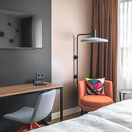 Pentahotel Hotel