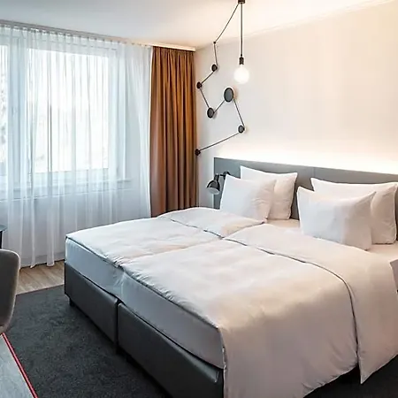 Pentahotel 4*
