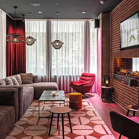 Pentahotel Hotel 4*