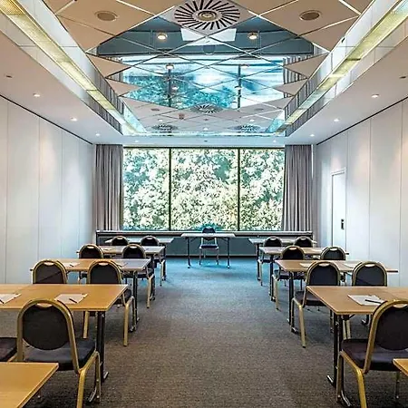 Pentahotel 4*