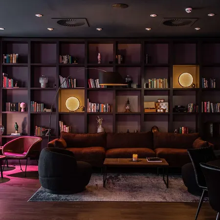 Pentahotel Hotel