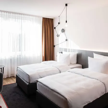 Pentahotel 4*