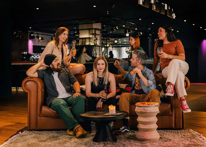 Pentahotel Ξενοδοχείο 4*